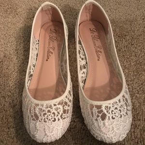 De Blossom lace flats